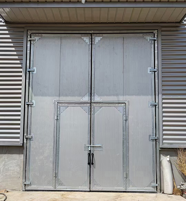 中宁工业平开门