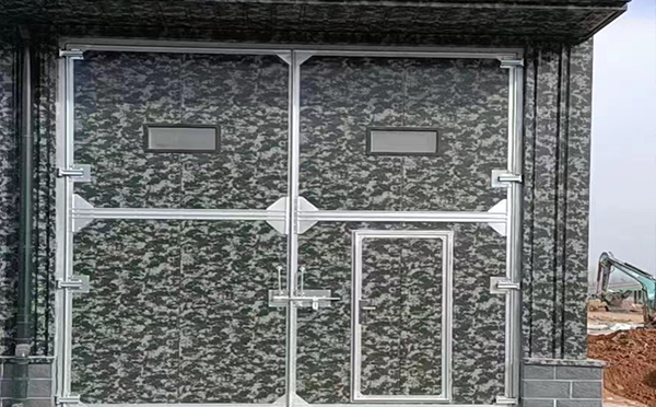 中宁工业平开门