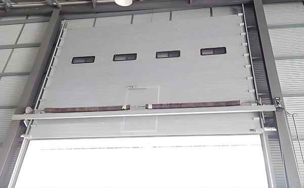 中宁工业滑升门