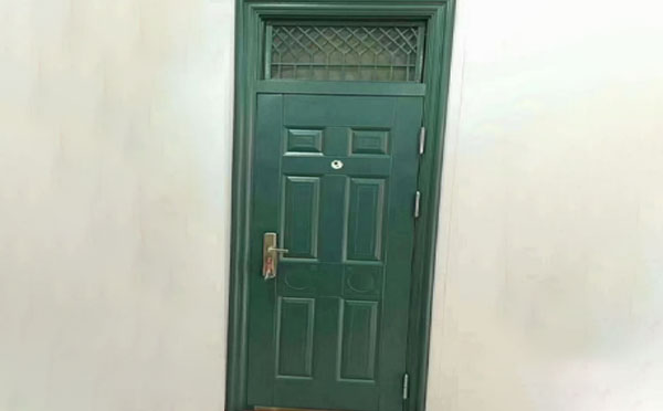 中宁学校教室门