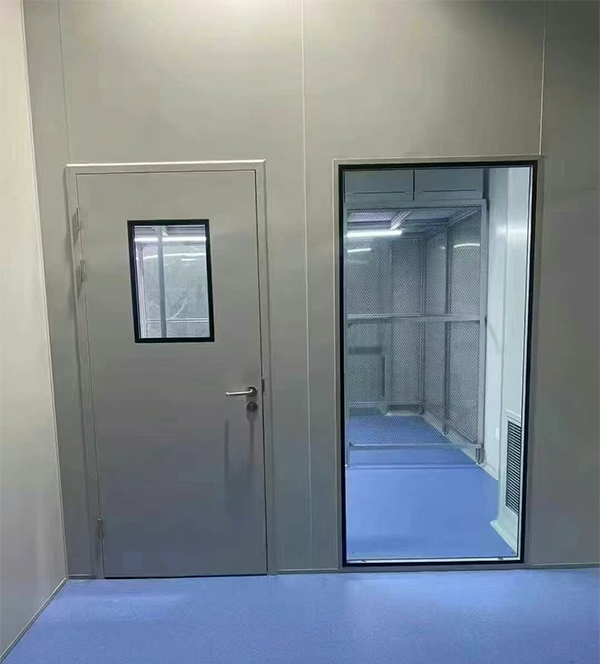 学校教学楼完成中宁防火门标准化安装